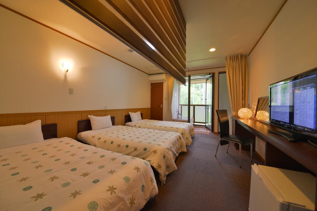 Hotel Casual Euro Нікко Номер фото